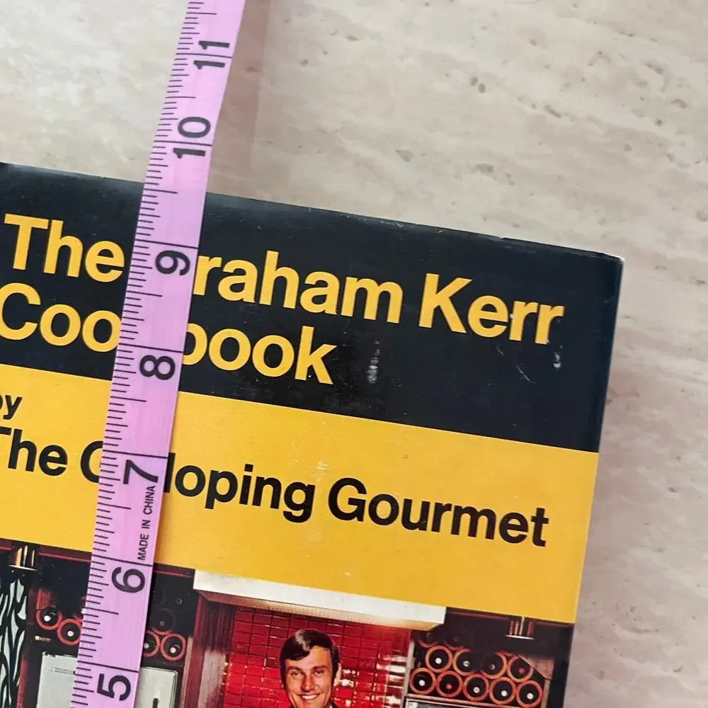 The Graham Kerr Cookbook The Galloping Gourmet Vintage 1969